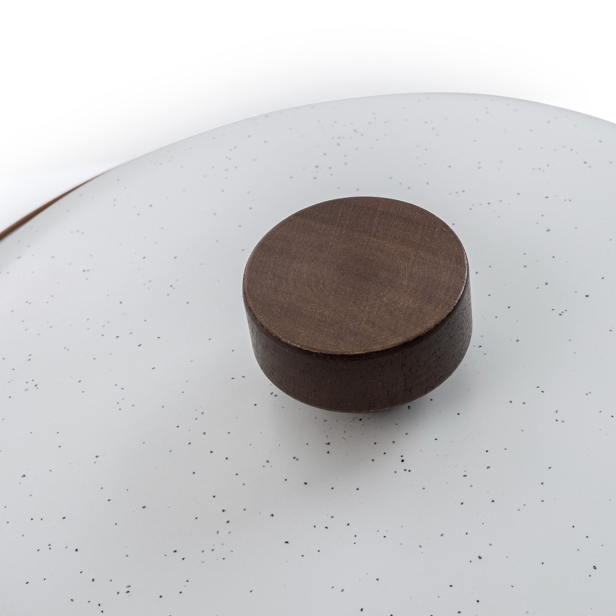 1600-enamel-stock-pot-eggshell-indoor-outdoor-3.jpg Enamel Stock Pot Eggshell Indoor/Outdoor