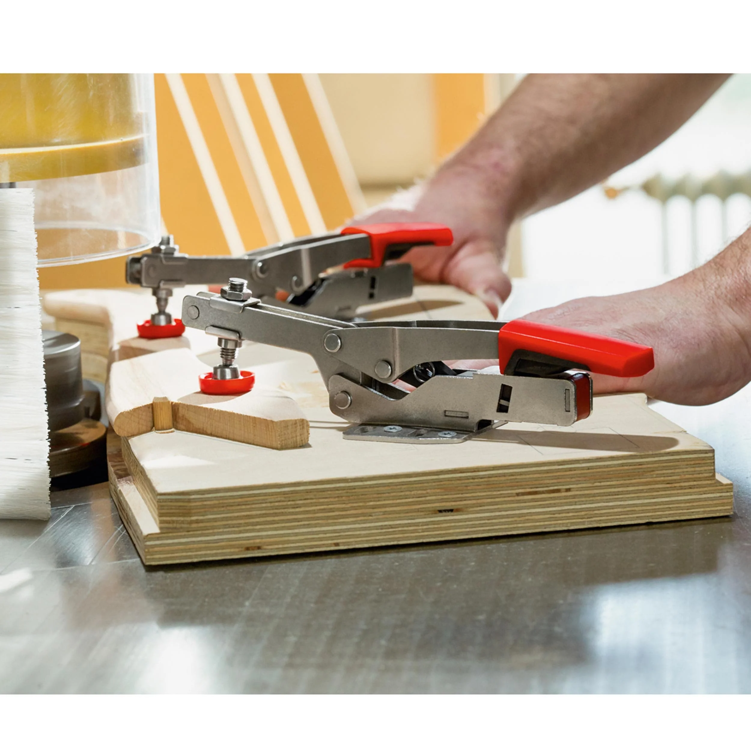 Auto-Adjust Horizontal Toggle Clamp - High
